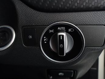 MERCEDES-BENZ A-CLASS 1.6 A160 AMG Line (Premium) Hatchback 5dr Petrol 7G-DCT Euro 6 (