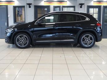 MERCEDES-BENZ GLA 1.3 GLA200 AMG Line SUV 5dr Petrol 7G-DCT Euro 6 (s/s) (163 ps)