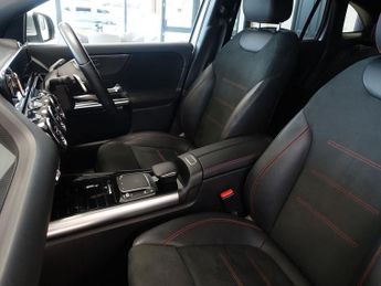 MERCEDES-BENZ GLA 1.3 GLA200 AMG Line SUV 5dr Petrol 7G-DCT Euro 6 (s/s) (163 ps)