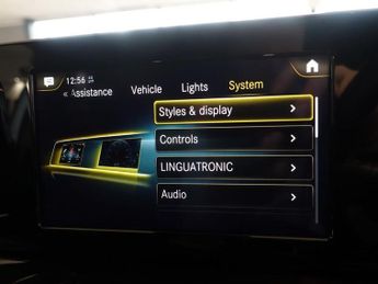 MERCEDES-BENZ GLA 1.3 GLA200 AMG Line SUV 5dr Petrol 7G-DCT Euro 6 (s/s) (163 ps)