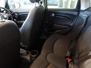 MINI HATCH 1.5 Cooper Hatchback 5dr Petrol Auto Euro 6 (s/s) (136 ps)