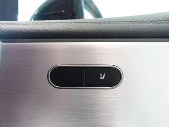 MERCEDES-BENZ CLA 2.0 CLA35 AMG (Premium) Shooting Brake 5dr Petrol 7G-DCT 4MATIC 