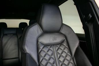 AUDI SQ7 4.0 TFSI V8 Black Edition SUV 5dr Petrol Tiptronic quattro Euro 