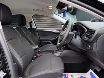 FORD FOCUS 1.0 Turbo MHEV Titanium [Nav] 5dr - AUTO!