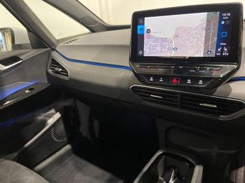VOLKSWAGEN ID.3 Pro Performance 58kWh Life Hatchback 5dr Electric Auto (204 ps)