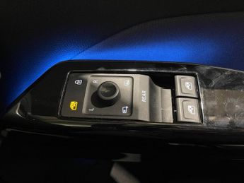 VOLKSWAGEN ID.3 Pro Performance 58kWh Life Hatchback 5dr Electric Auto (204 ps)