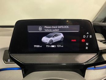 VOLKSWAGEN ID.3 Pro Performance 58kWh Life Hatchback 5dr Electric Auto (204 ps)