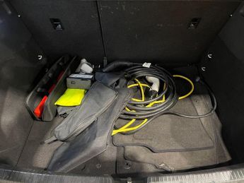 VOLKSWAGEN ID.3 Pro Performance 58kWh Life Hatchback 5dr Electric Auto (204 ps)