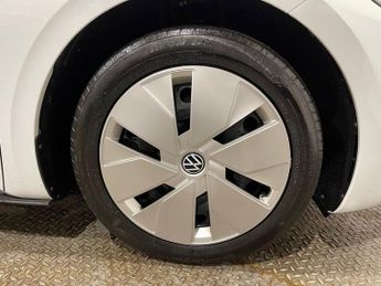 VOLKSWAGEN ID.3 Pro Performance 58kWh Life Hatchback 5dr Electric Auto (204 ps)