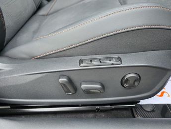 CUPRA LEON 2.0 TSI VZ1 Hatchback 5dr Petrol DSG Euro 6 (s/s) (300 ps)