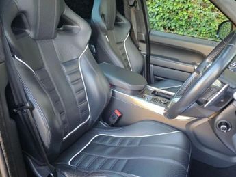 LAND ROVER RANGE ROVER SPORT 5.0 V8 SVR SUV 5dr Petrol Auto 4WD Euro 5 (s/s) (550 ps)