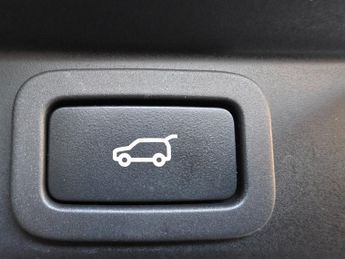 LAND ROVER RANGE ROVER SPORT 5.0 V8 SVR SUV 5dr Petrol Auto 4WD Euro 5 (s/s) (550 ps)