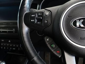 KIA CARENS 1.7 CRDi 4 MPV 5dr Diesel DCT Euro 6 (s/s) (139 bhp)