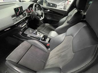 AUDI Q5 2.0 TFSI 45 Black Edition SUV 5dr Petrol S Tronic quattro Euro 6