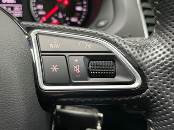 AUDI Q3 2.0 TDI Black Edition SUV 5dr Diesel Manual quattro Euro 6 (s/s)