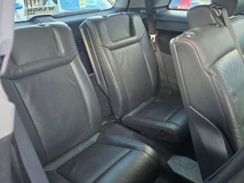 VAUXHALL ZAFIRA 1.8 16V Elite MPV 5dr Petrol Manual Euro 4 (140 ps)