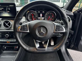 MERCEDES-BENZ GLA 1.6 GLA200 AMG Line (Executive) SUV 5dr Petrol 7G-DCT Euro 6 (s/