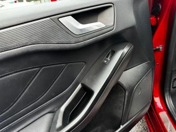 FORD FOCUS 1.0T EcoBoost ST-Line X Estate 5dr Petrol Auto Euro 6 (s/s) (125