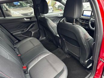 FORD FOCUS 1.0T EcoBoost ST-Line X Estate 5dr Petrol Auto Euro 6 (s/s) (125