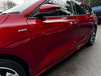 FORD FOCUS 1.0T EcoBoost ST-Line X Estate 5dr Petrol Auto Euro 6 (s/s) (125