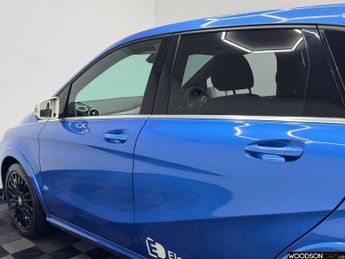 MERCEDES-BENZ B-CLASS Electric Art MPV 5dr Electric Auto (179 ps)