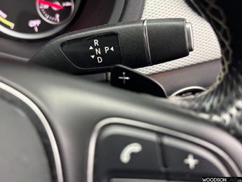 MERCEDES-BENZ B-CLASS Electric Art MPV 5dr Electric Auto (179 ps)