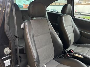 VAUXHALL CORSA 1.4i 16v SXi+ Hatchback 3dr Petrol Manual (142 g/km, 89 bhp)