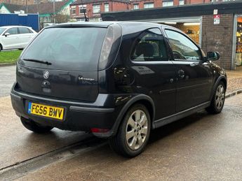 VAUXHALL CORSA 1.4i 16v SXi+ Hatchback 3dr Petrol Manual (142 g/km, 89 bhp)