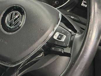 VOLKSWAGEN PASSAT 2.0 TDI BlueMotion Tech GT Estate 5dr Diesel DSG Euro 6 (s/s) (1