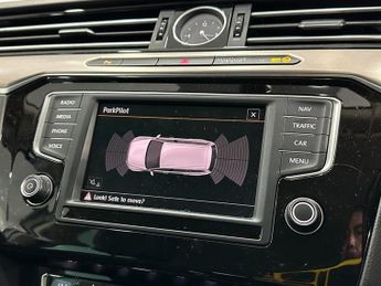 VOLKSWAGEN PASSAT 2.0 TDI BlueMotion Tech GT Estate 5dr Diesel DSG Euro 6 (s/s) (1