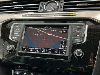 VOLKSWAGEN PASSAT 2.0 TDI BlueMotion Tech GT Estate 5dr Diesel DSG Euro 6 (s/s) (1