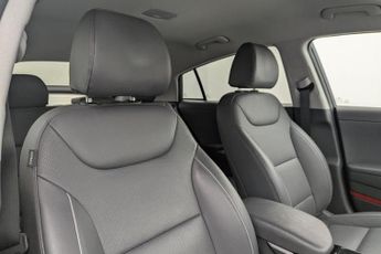 HYUNDAI IONIQ 38.3kWh Premium SE Hatchback 5dr Electric Auto (136 ps)