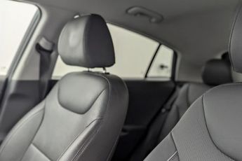 HYUNDAI IONIQ 38.3kWh Premium SE Hatchback 5dr Electric Auto (136 ps)