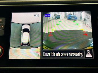 NISSAN LEAF 40 kWh N-CONNECTA ELECTRIC AUTOMATIC 150 BHP + SAT NAV + HEATED 