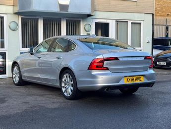 VOLVO S90 2.0 D4 Momentum Pro Saloon 4dr Diesel Auto Euro 6 (s/s) (190 ps)