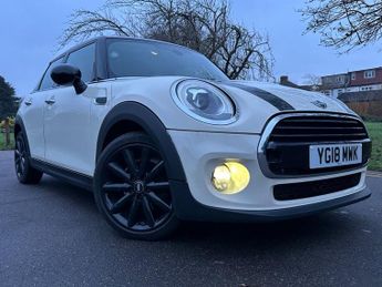 MINI Hatch 1.5 Cooper D Hatchback 5dr Diesel Steptronic Euro 6 (s/s) (116 p