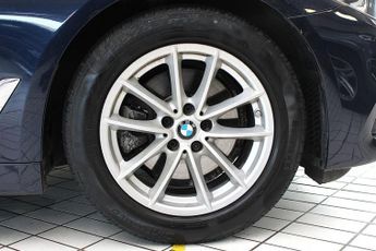BMW 5 SERIES 2.0 520d SE Saloon 4dr Diesel Auto Euro 6 (s/s) (190 ps)
