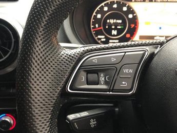 AUDI A3 1.5 TFSI CoD 35 Black Edition Saloon 4dr Petrol S Tronic Euro 6 