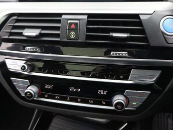 BMW IX3 80kWh Premier Edition Pro SUV 5dr Electric Auto (286 ps)