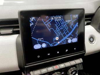 RENAULT CLIO 1.6 E-TECH Techno Hatchback 5dr Petrol Hybrid Auto Euro 6 (s/s) 