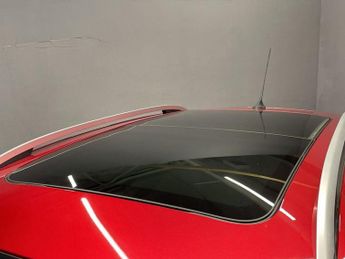 MG MG ZS 72.6kWh Trophy Long Range SUV 5dr Electric Auto (156 ps)