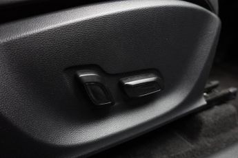 MG MG ZS 72.6kWh Trophy Long Range SUV 5dr Electric Auto (156 ps)