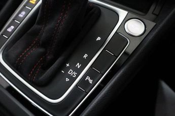 VOLKSWAGEN GOLF 2.0 TSI GTI TCR Hatchback 5dr Petrol DSG Euro 6 (s/s) (290 ps)