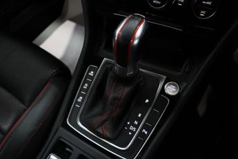 VOLKSWAGEN GOLF 2.0 TSI GTI TCR Hatchback 5dr Petrol DSG Euro 6 (s/s) (290 ps)