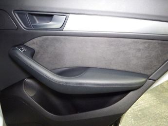 AUDI Q5 2.0 TDI S line Plus SUV 5dr Diesel S Tronic quattro Euro 6 (s/s)