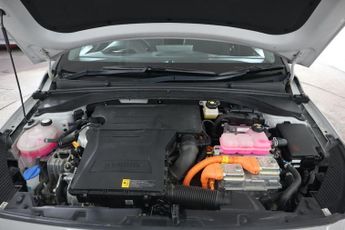 HYUNDAI IONIQ 1.6 h-GDi Premium DCT Euro 6 (s/s) 5dr