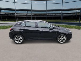 Vauxhall Astra 1.4i Turbo SRi Nav Hatchback 5dr Petrol Auto Euro 6 (s/s) (150 p