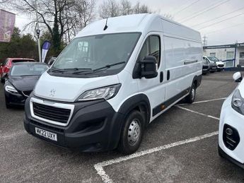 Peugeot Boxer 2.2 BlueHDi 435 Professional Panel Van 5dr Diesel Manual L4 H2 E