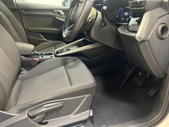 AUDI A3 1.5 TFSI 35 Technik Sportback 5dr Petrol S Tronic Euro 6 (s/s) (