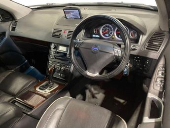 VOLVO XC90 2.4 D5 Executive SUV 5dr Diesel Geartronic 4WD Euro 5 (200 ps)